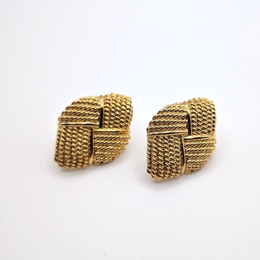 Napier Vintage Gold Tone Basket Weave Clip On Earrings Geometric Screw Back